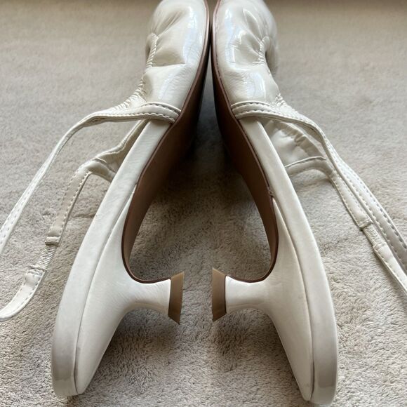 Steve Madden Gracey Bone White Kitten Heel Women 8 Pointy Toe Slingback Ruched - Picture 6 of 16